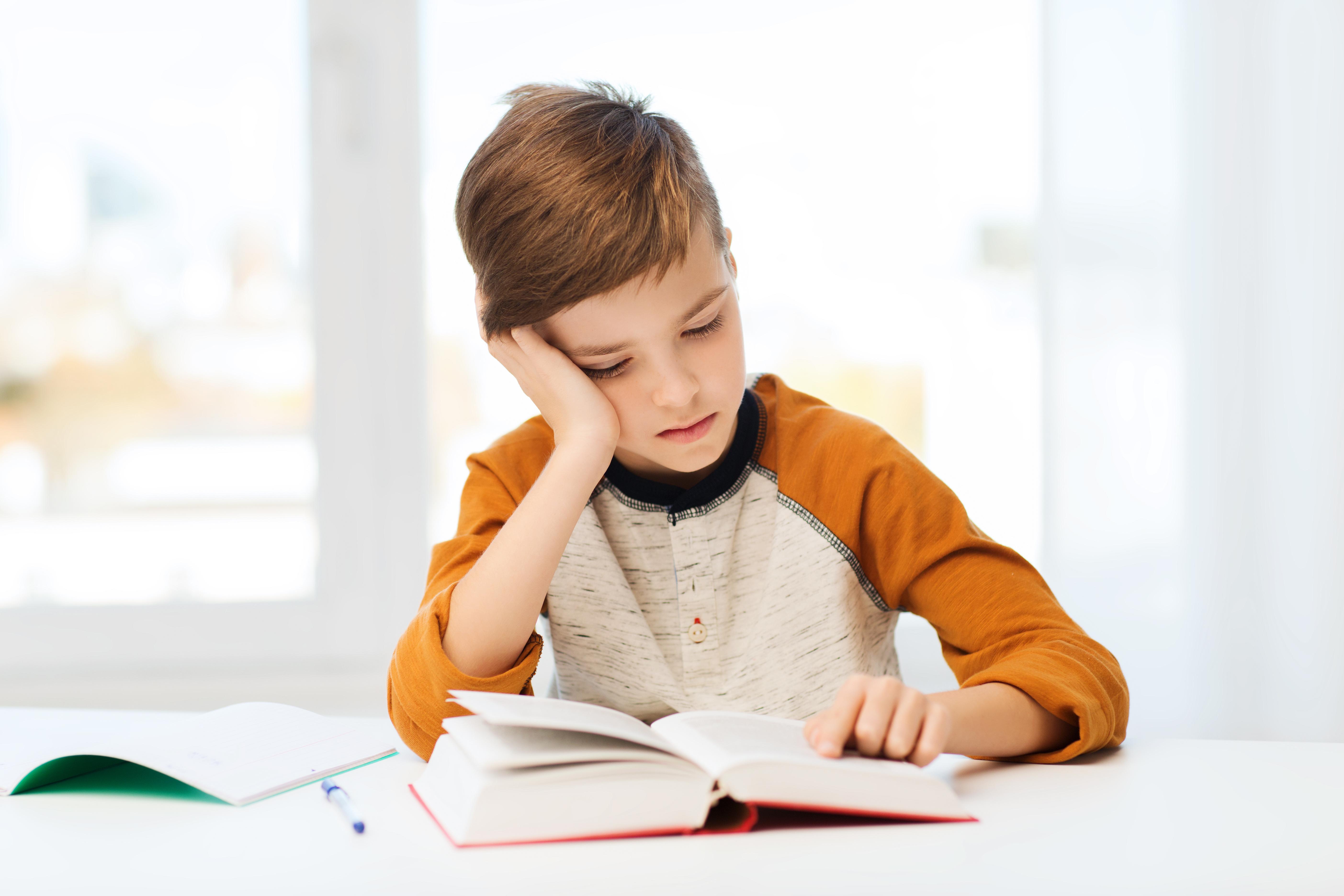 How to Teach Kids With Dyslexia to Read Homeschooling